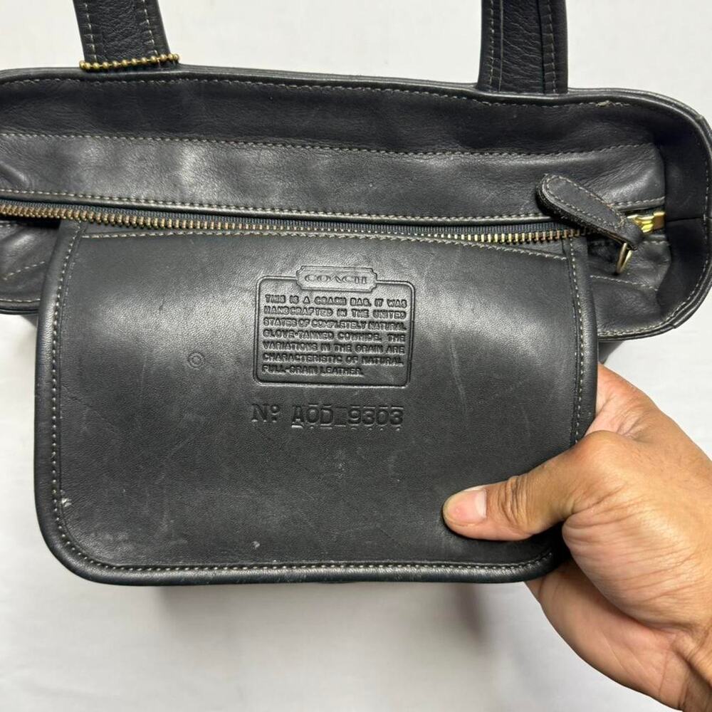 vintage Coach Bleecker satchel model9303 crafted from black glove-tanned leather - Picture 5 of 8
